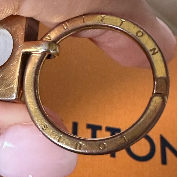 Louis Vuitton Keychain - Rare - Picture 6 of 8